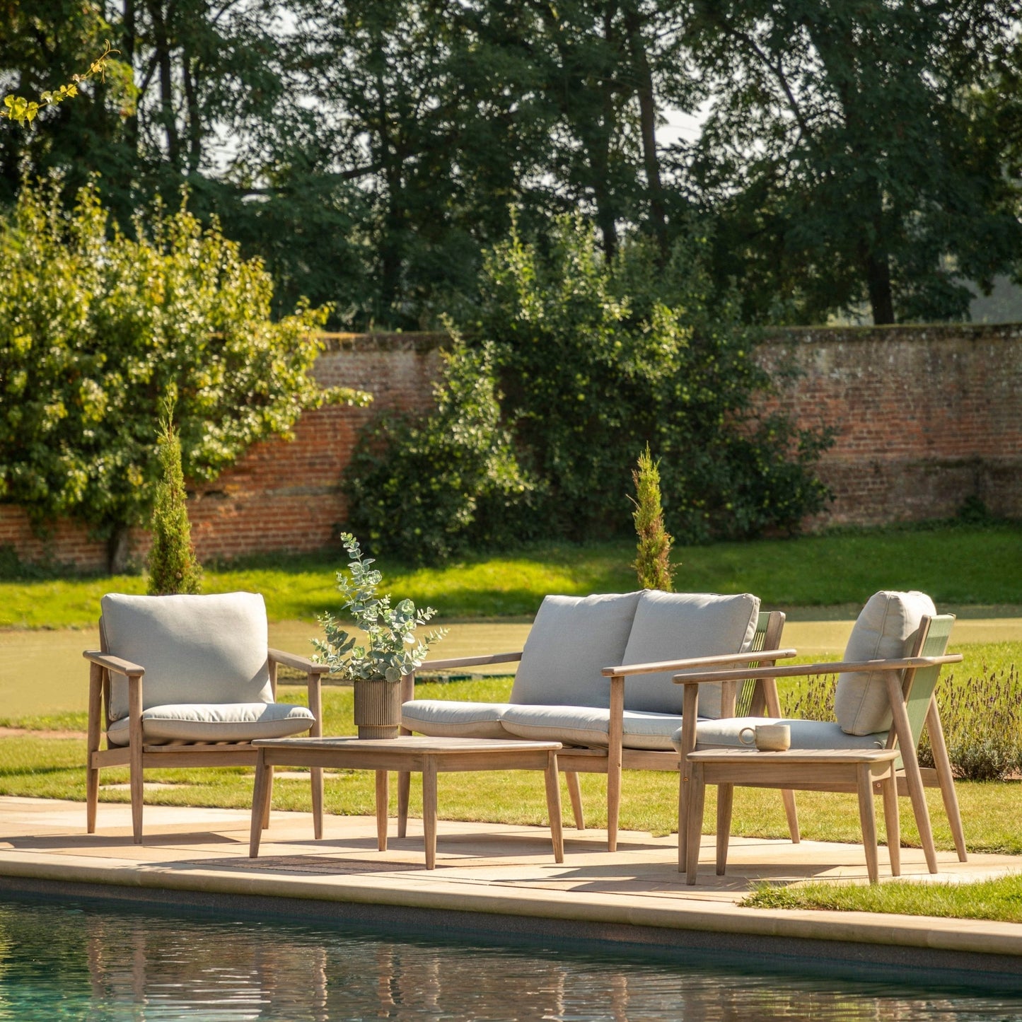 Corsica Lounge Set - hdesign - Outdoor Lounge Sets