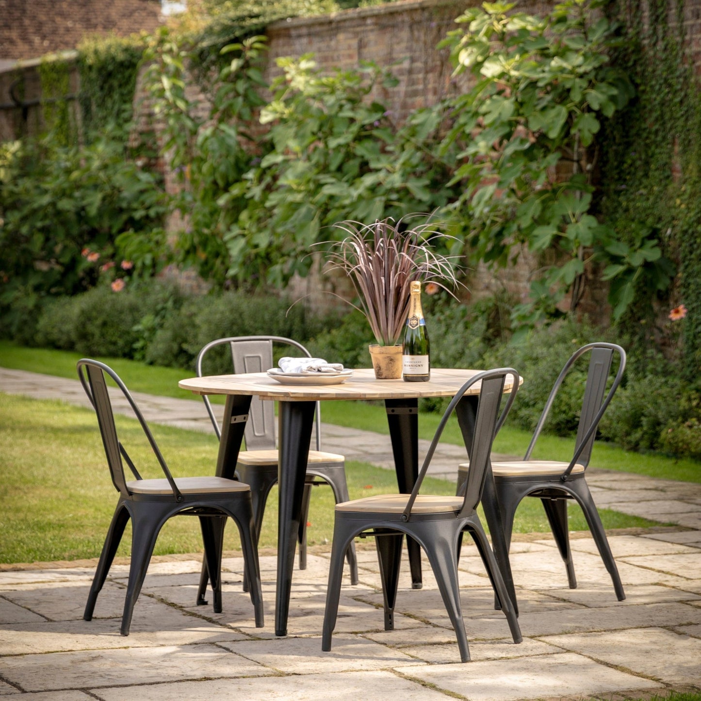 Ponza Round Dining Table - hdesign - Dining Tables