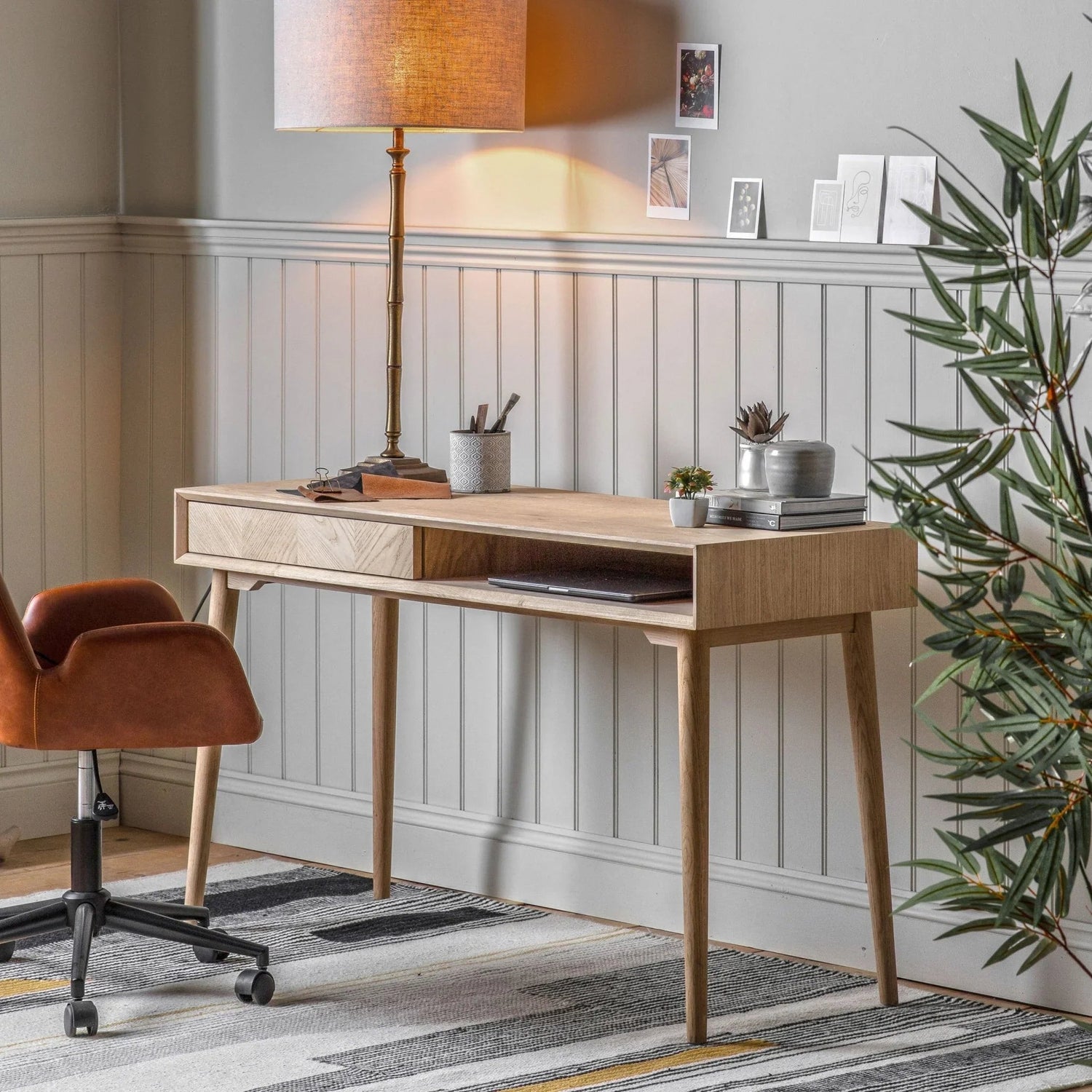 Desks - hdesign