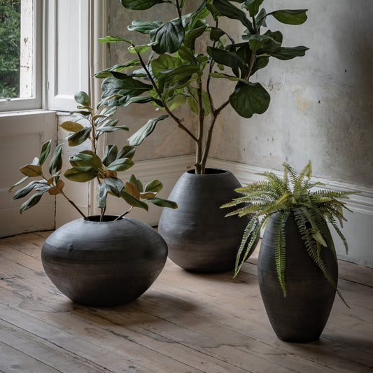 Artistic Aluminium Vase Chatai - hdesign - Vases
