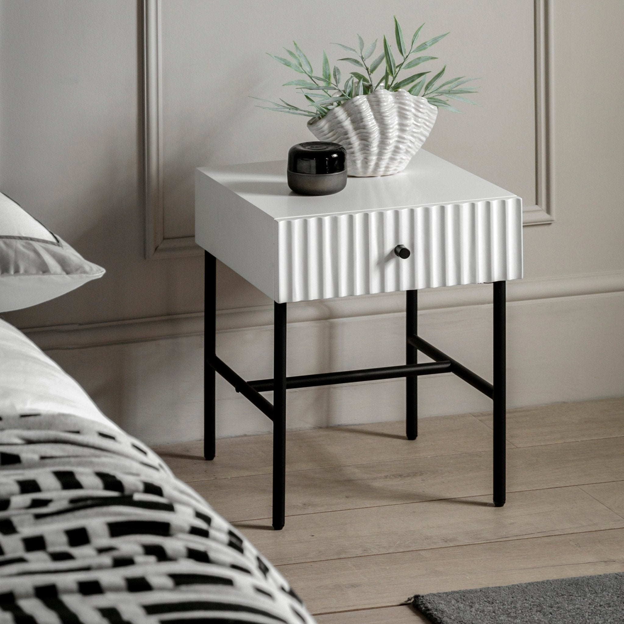Buckhurst 1 Drawer Bedside - White - hdesign - Bedside Tables