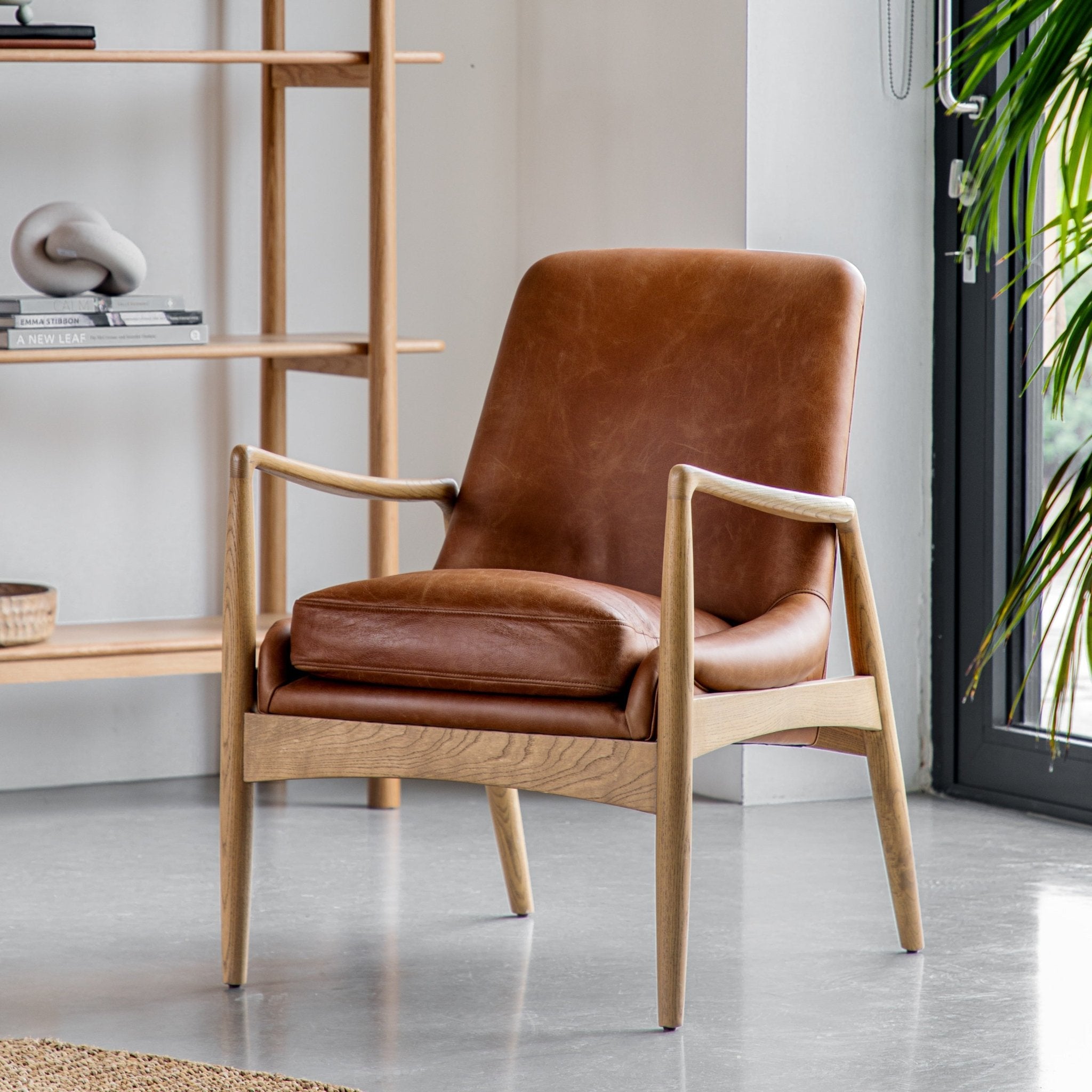 Carrera Armchair - Brown Leather - hdesign - Armchairs