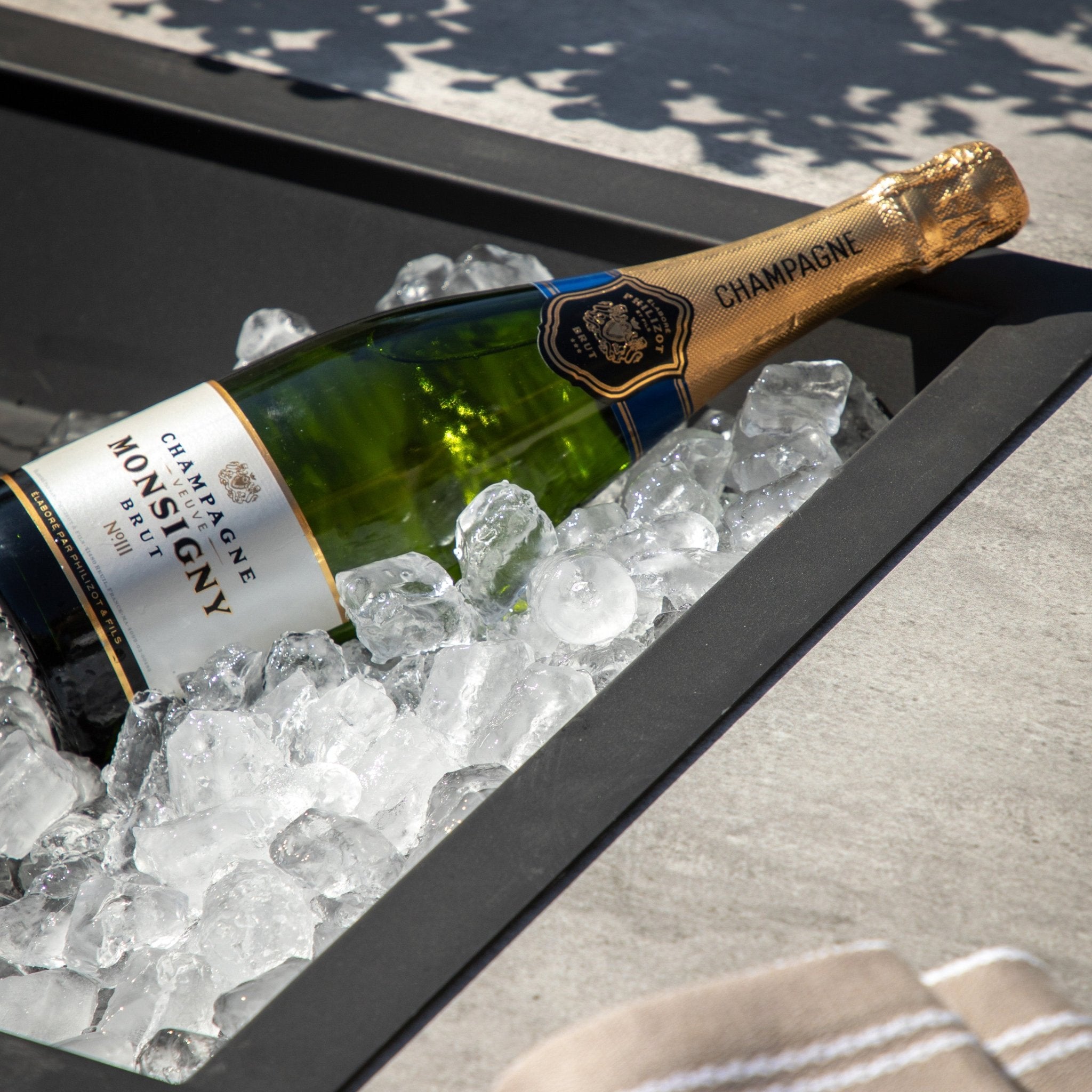 Holton Corner Square Dining Set with Fire Pit - hdesign - Outdoor Lounge Sets