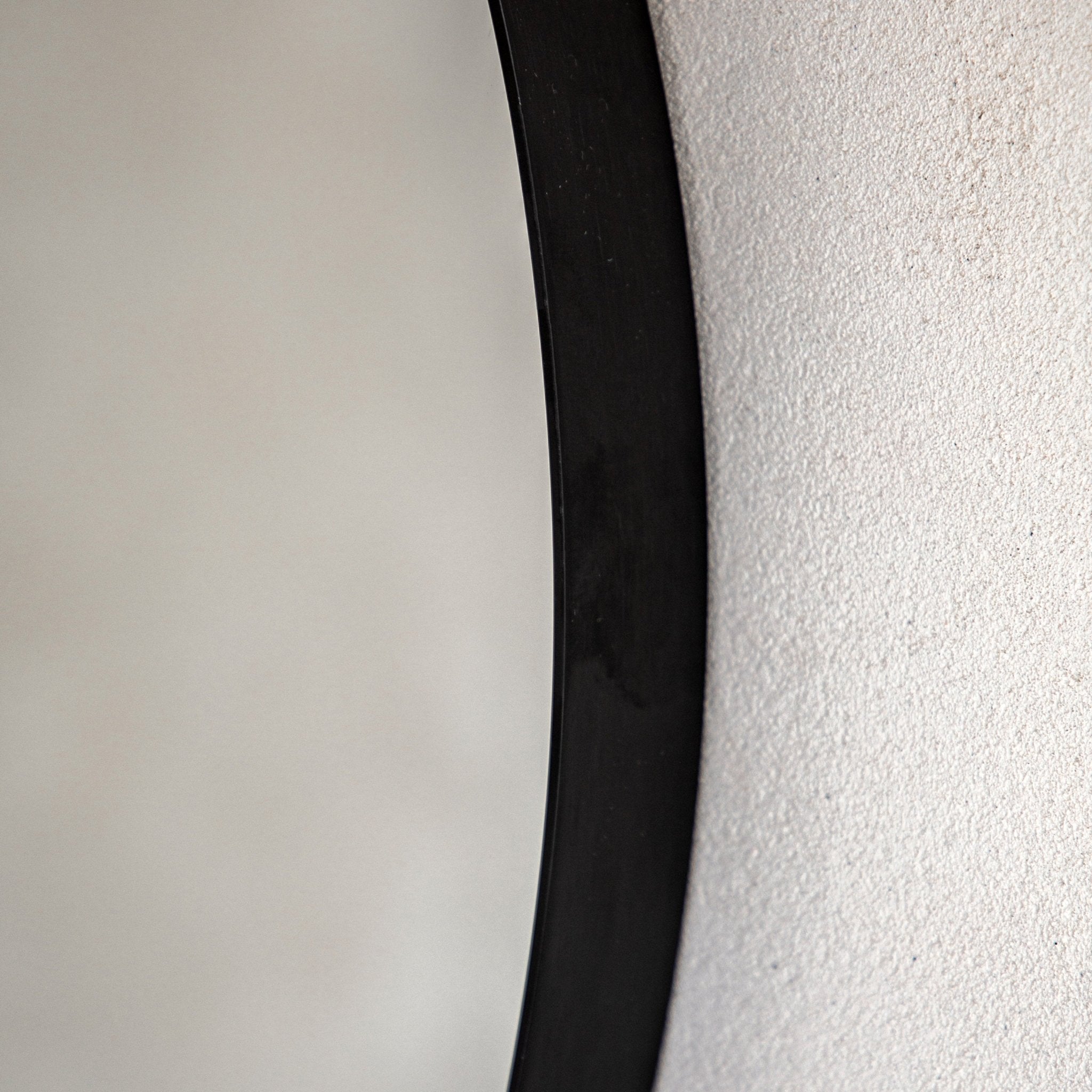 Holworth Large Round Mirror Black - hdesign - Mirrors