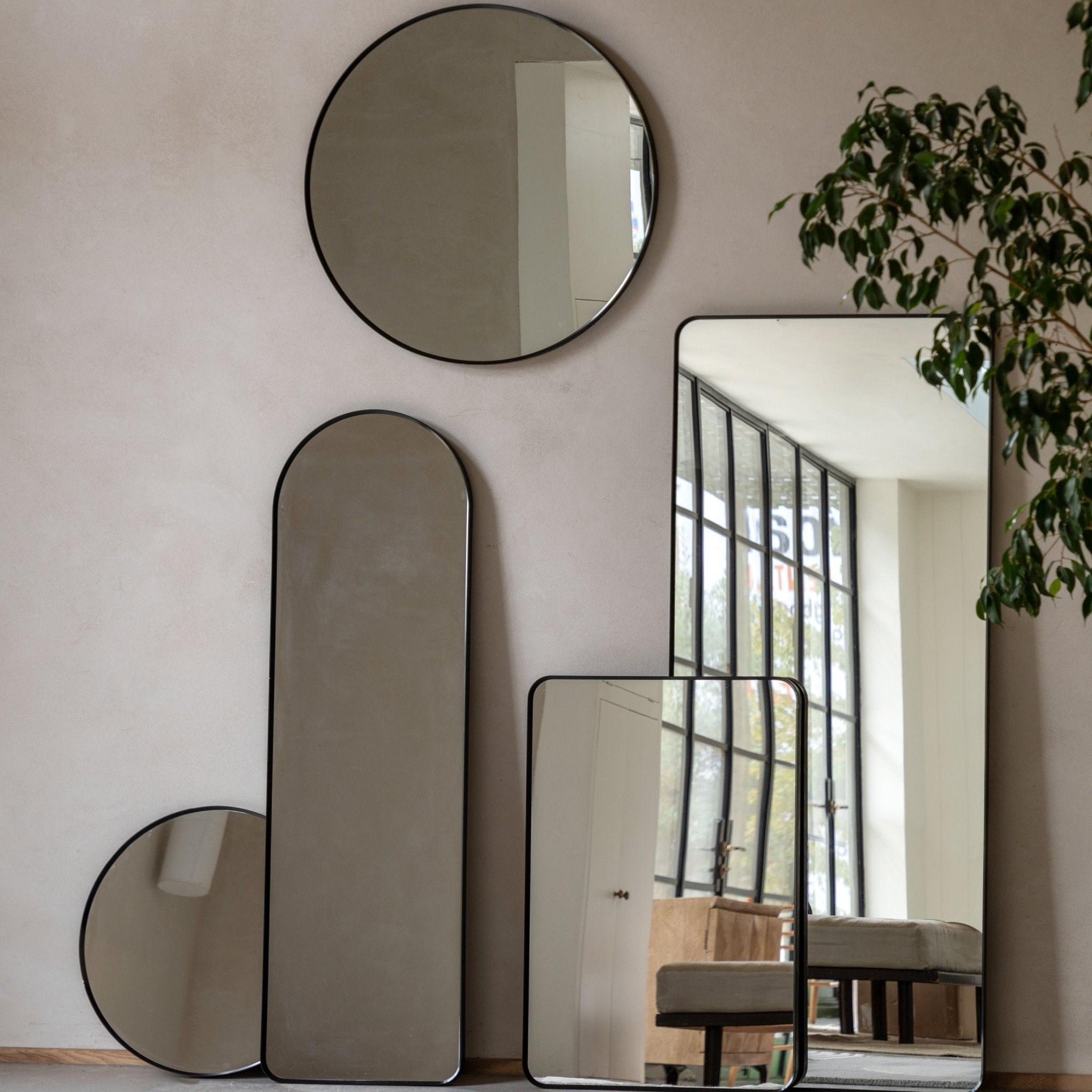 Holworth Round Mirror Black - hdesign - Mirrors