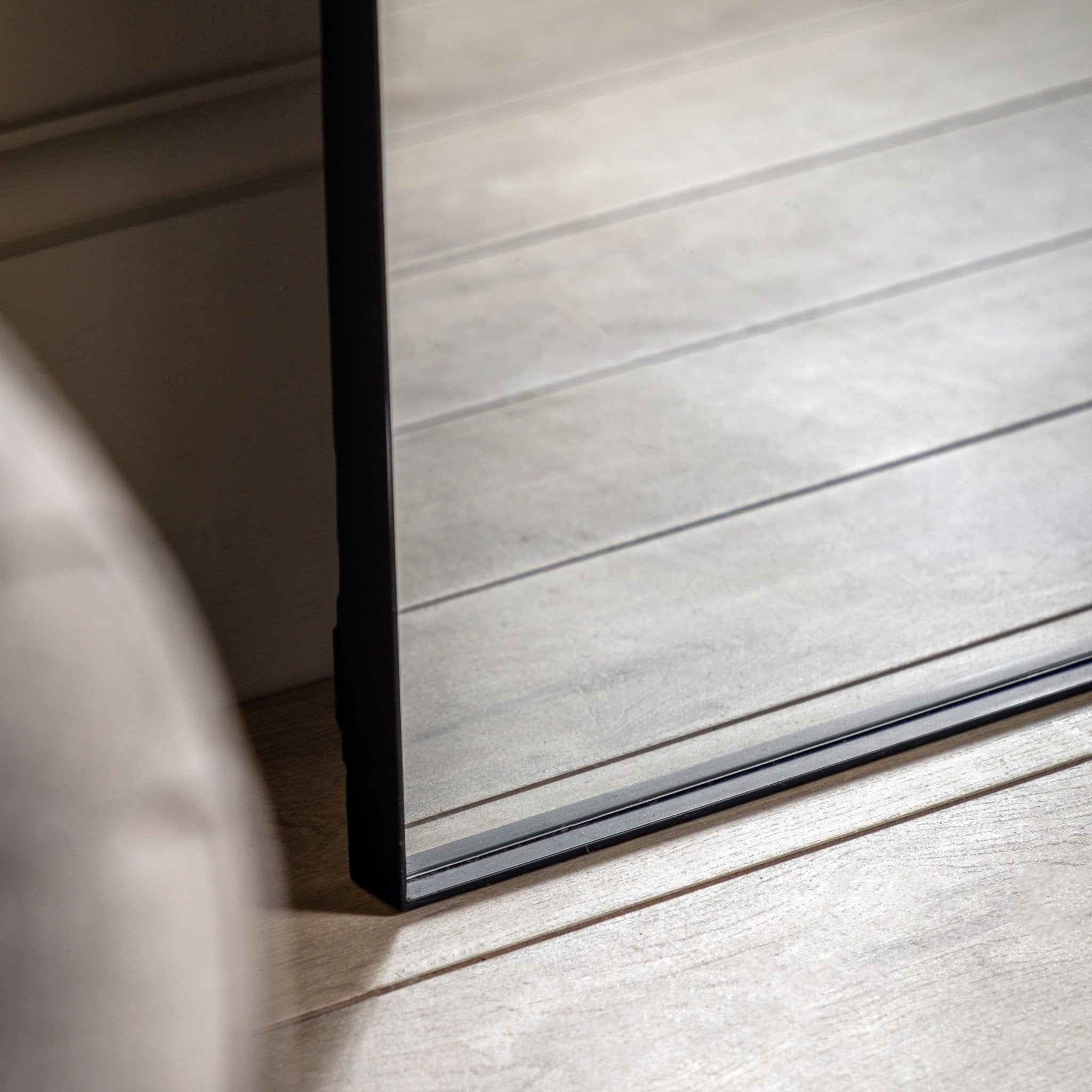Hurston Leaner Mirror Black - hdesign - Mirrors