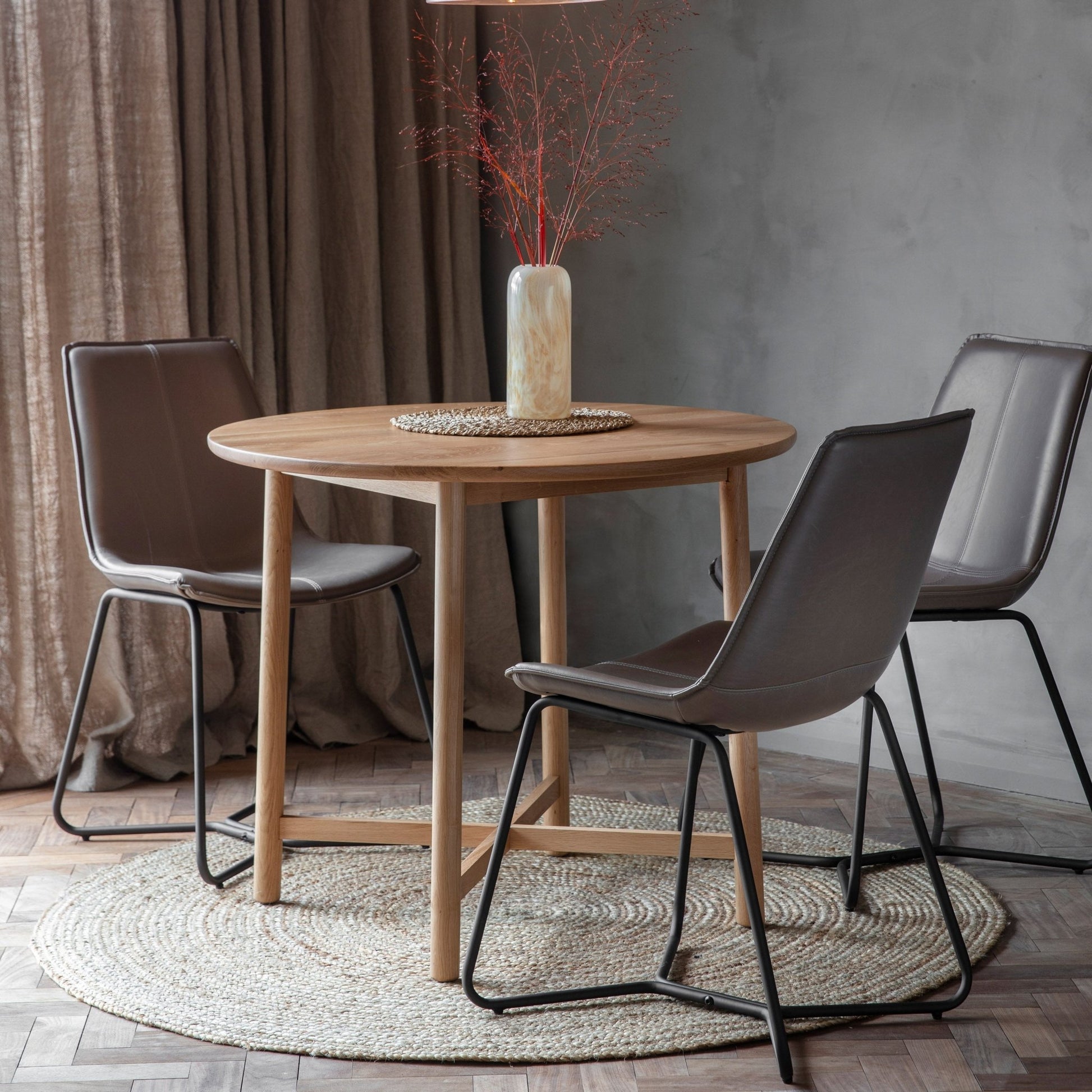 Kingham Round Dining Table - Oak - hdesign - Dining Tables