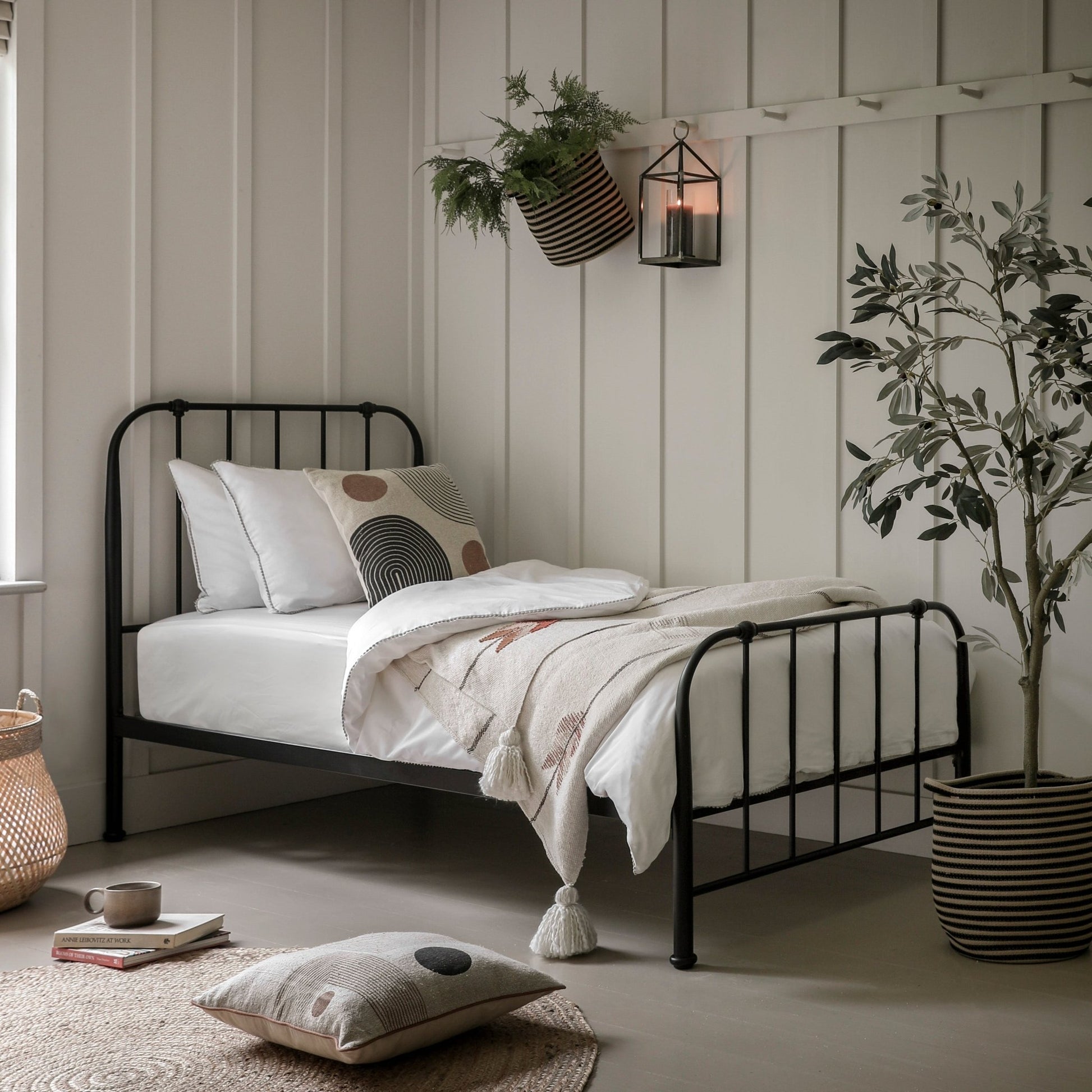 Loughton Bedstead - Black - Single - hdesign - Single Bedframes