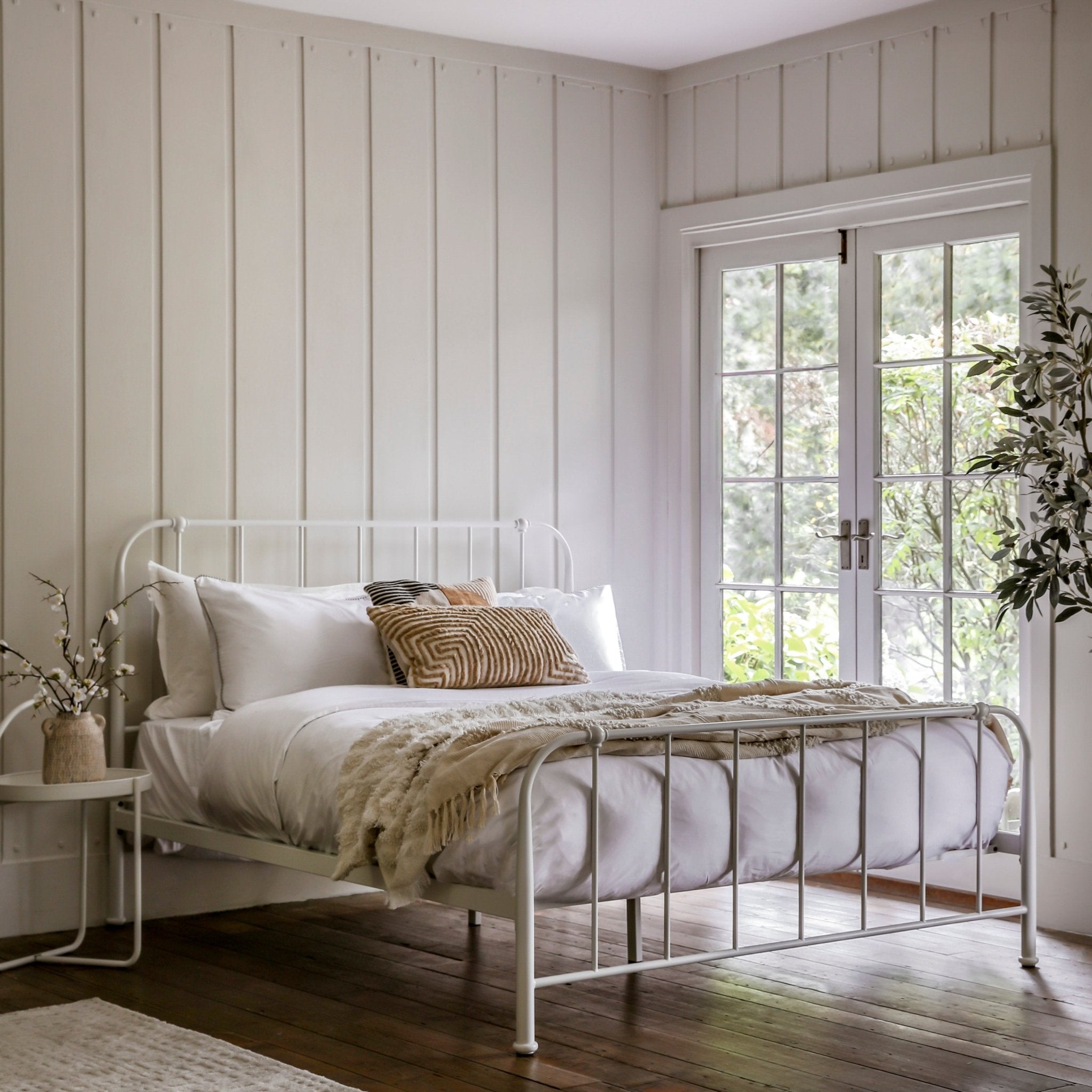 Loughton Bedstead - Ivory - Double - hdesign - Double Bedframes