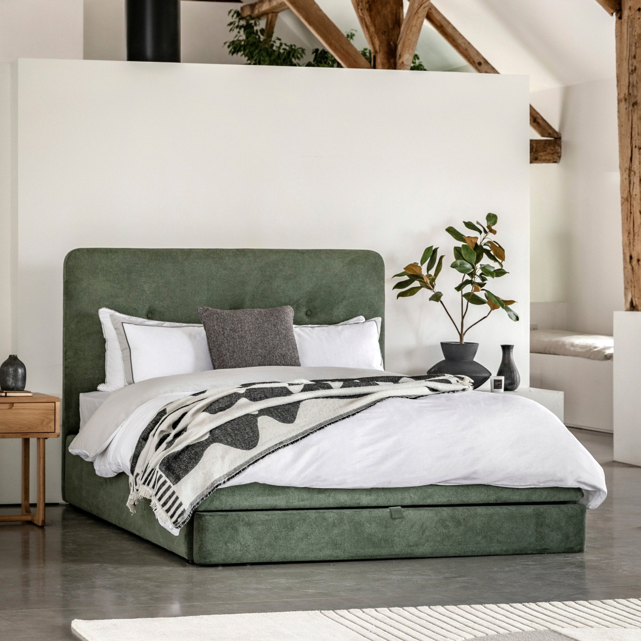 Marlowe Bedstead - Green - King - hdesign - Kingsize Bedframes