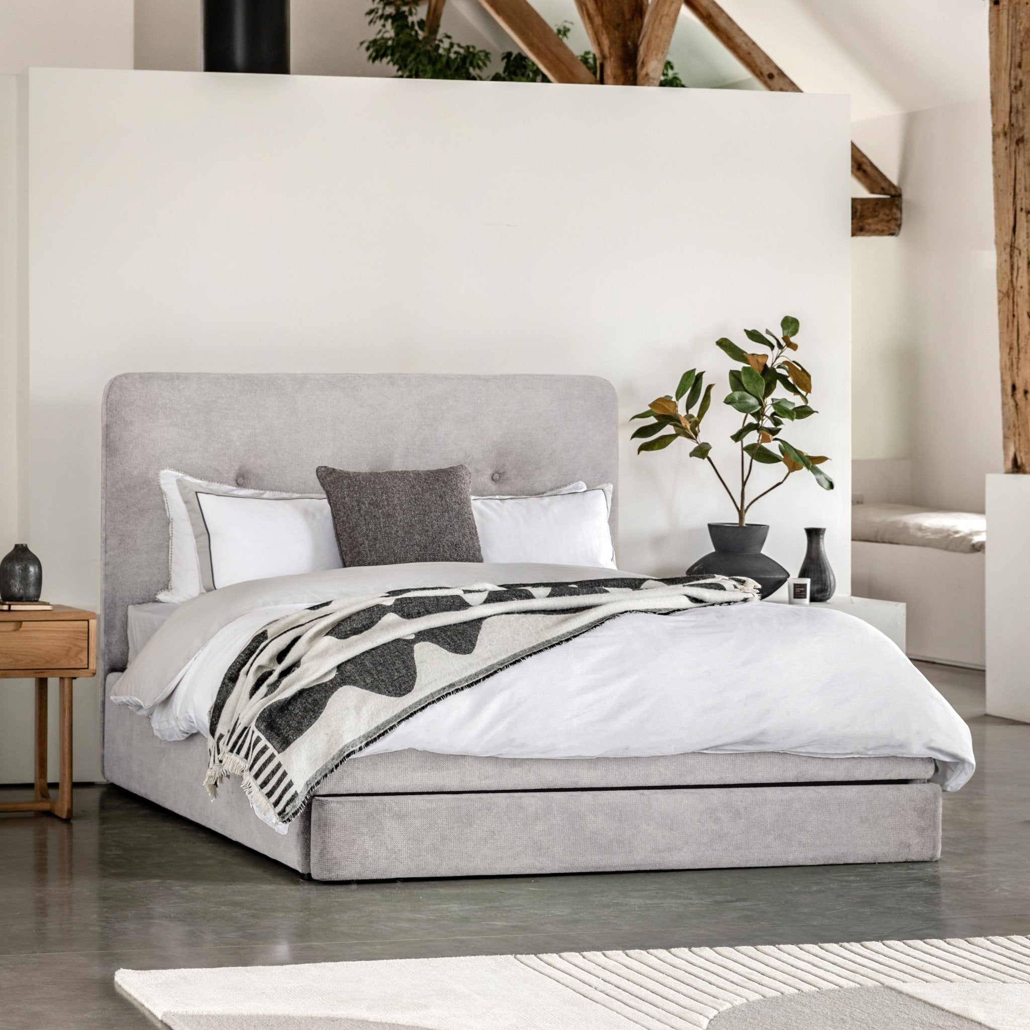 Marlowe Bedstead - Taupe - King - hdesign - Kingsize Bedframes