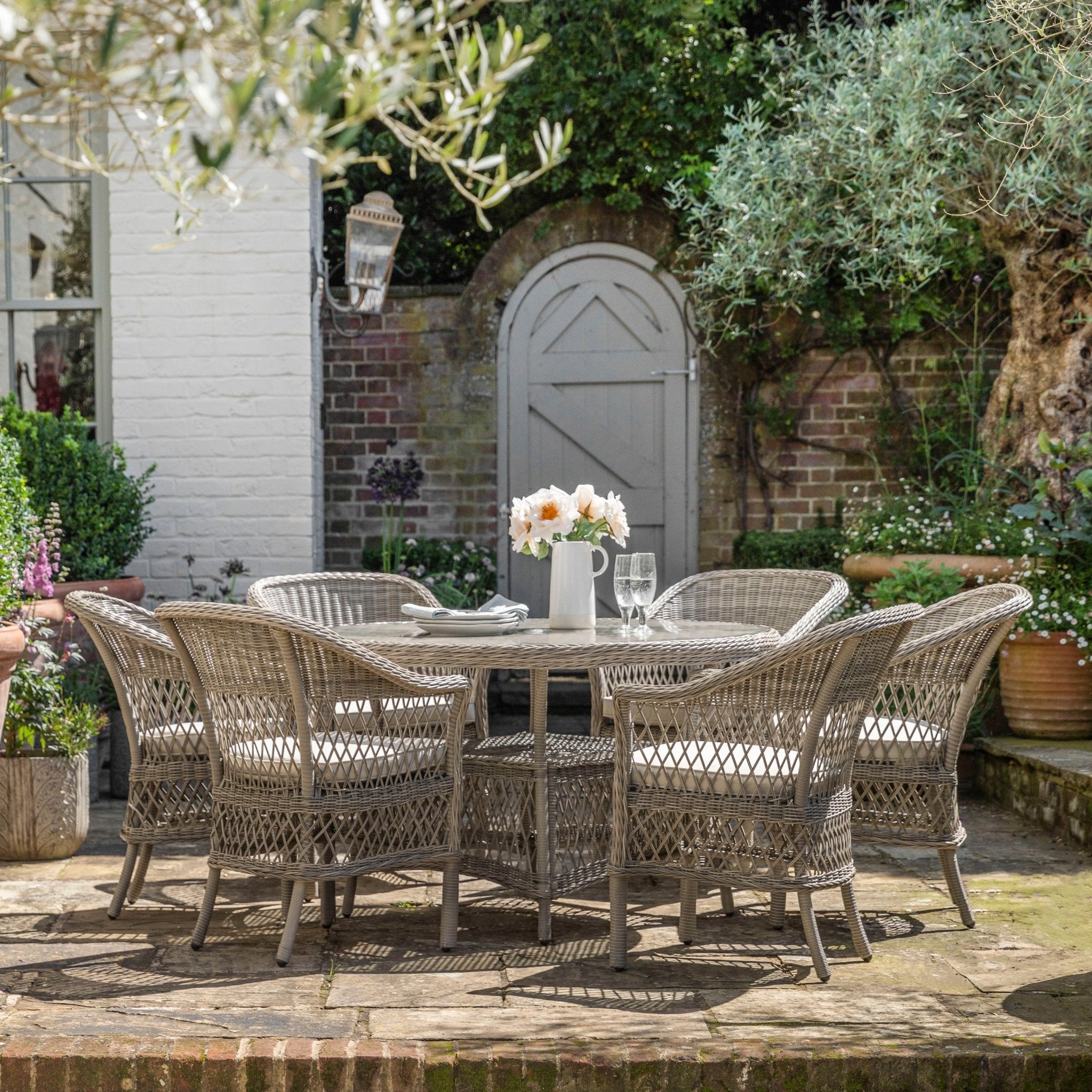 Menton 6 Seater Round Dining Set - hdesign - Outdoor Dining Sets