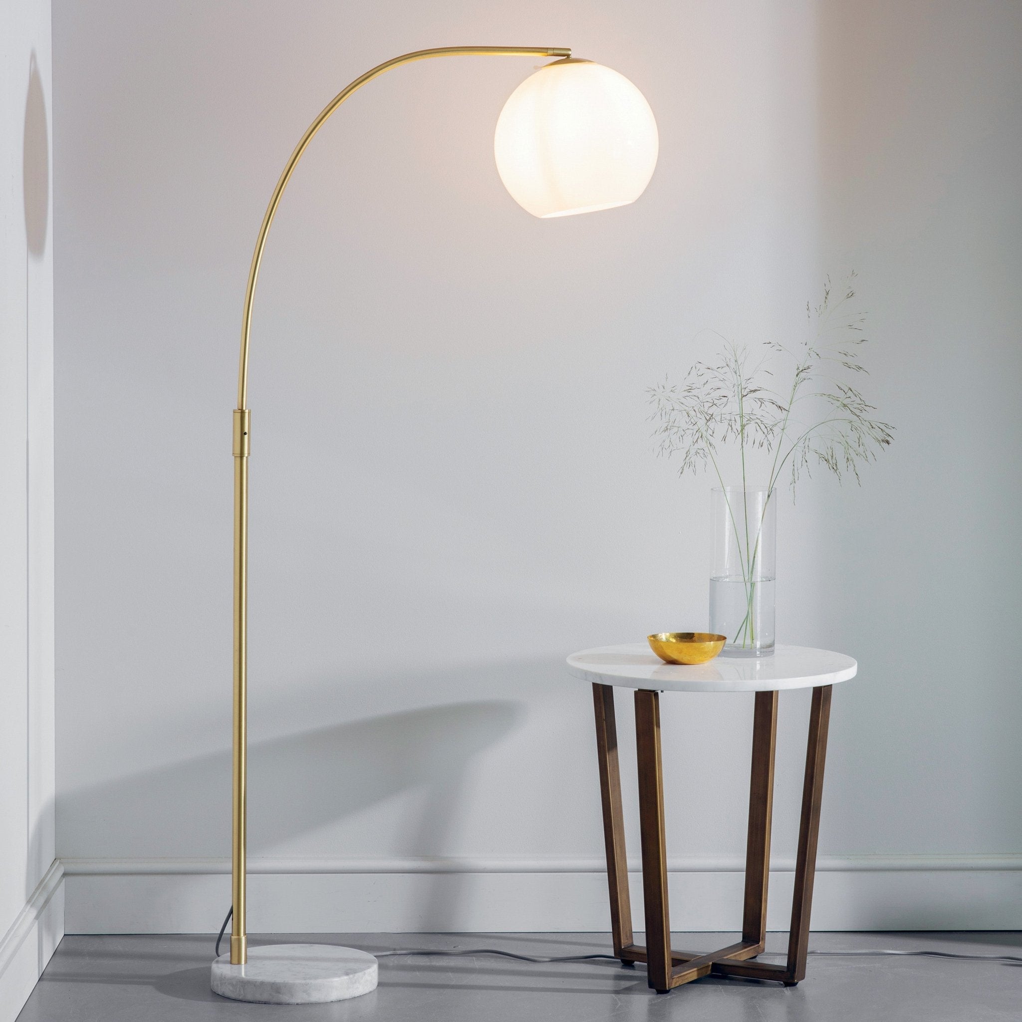 Otto Floor Lamp - Antique Brass - hdesign - Floor Lamps