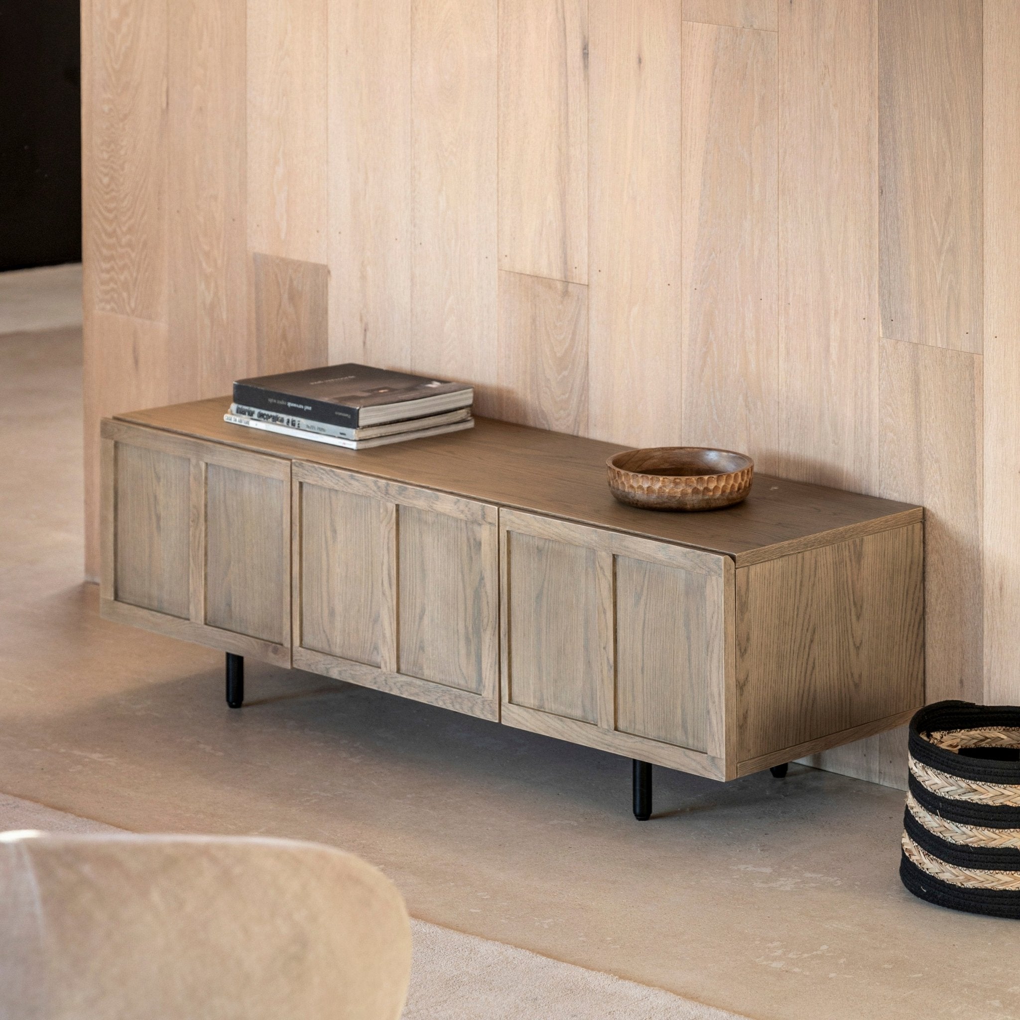 Panelled Media Unit - hdesign - Media Units