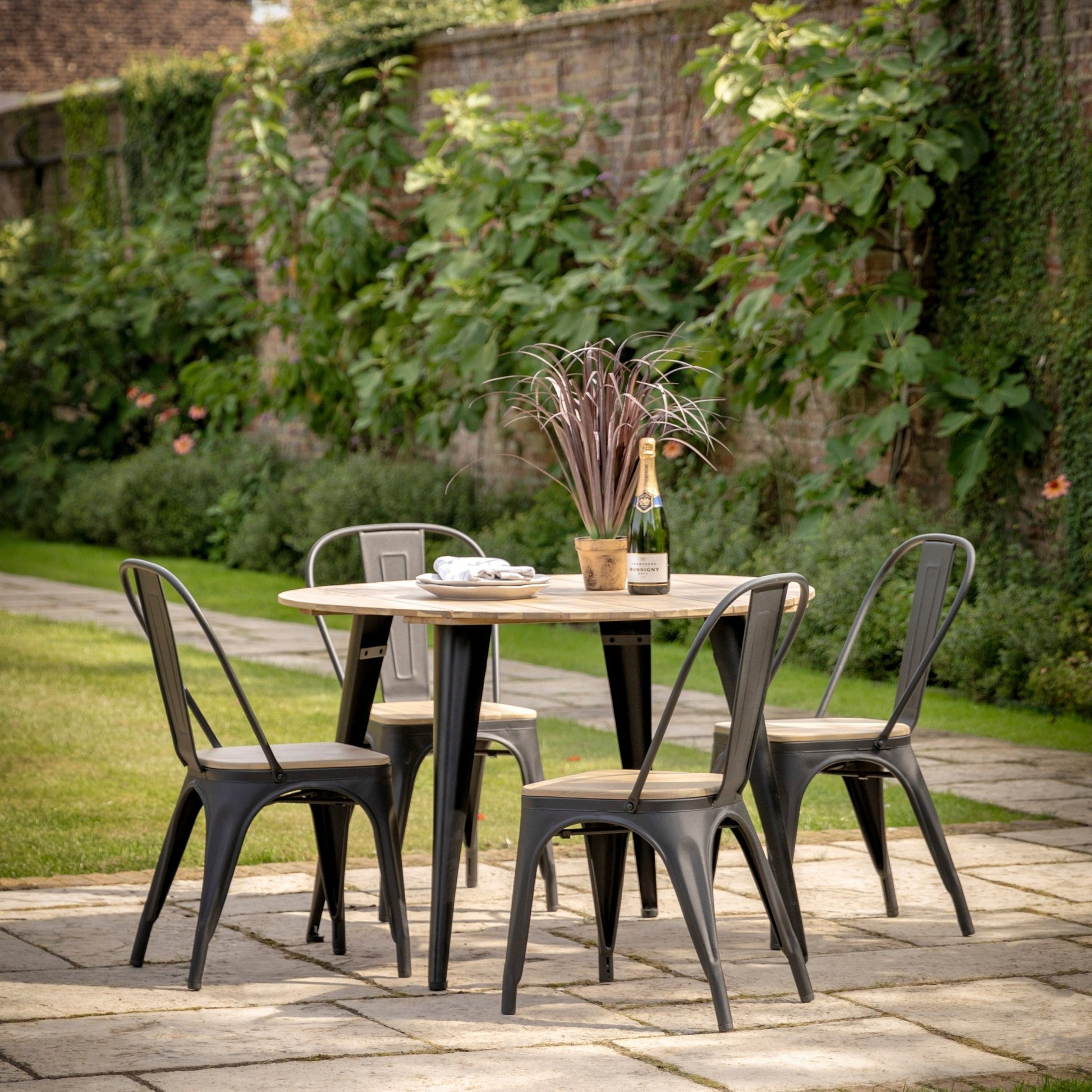 Ponza Round Dining Table - hdesign - Dining Tables