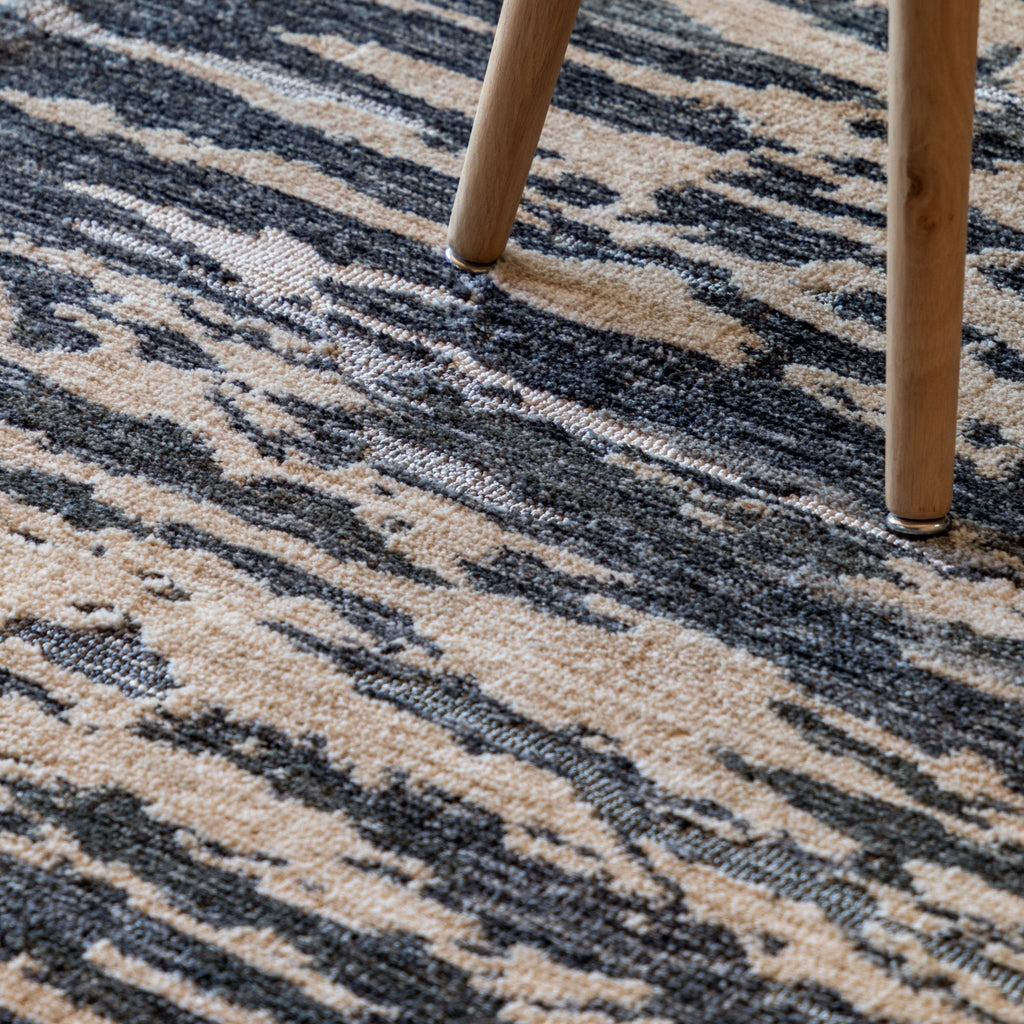 Trisul Rug - Grey - Large - hdesign - Rugs